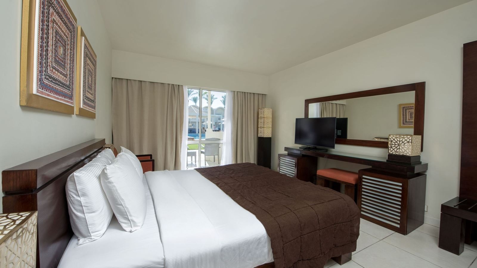 rooms-superior-pool