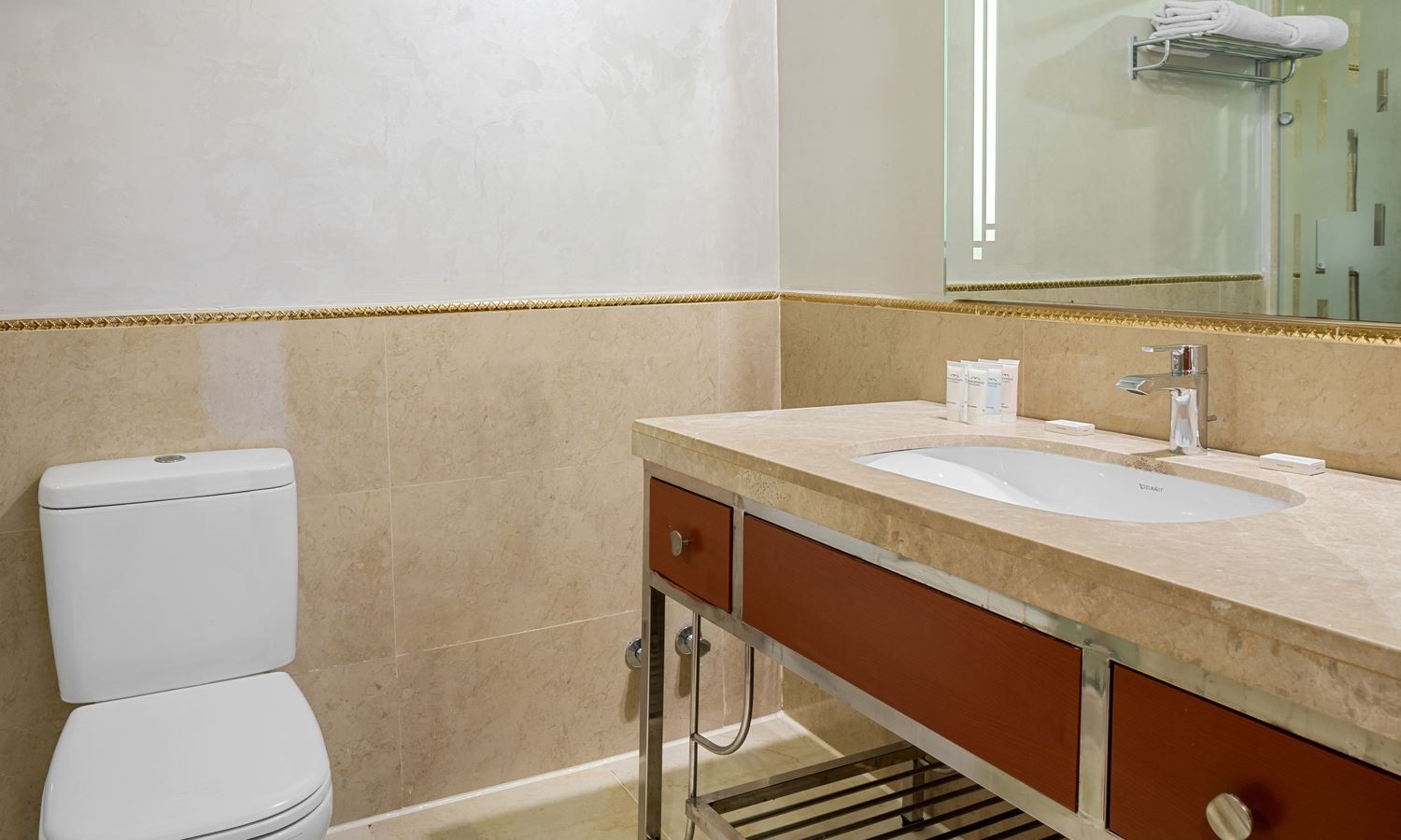 rooms-economy-room