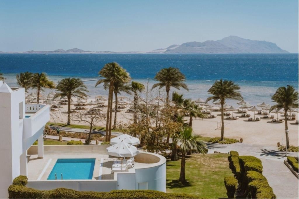 rooms-royal-suite-with-private-pool--1-bed-room