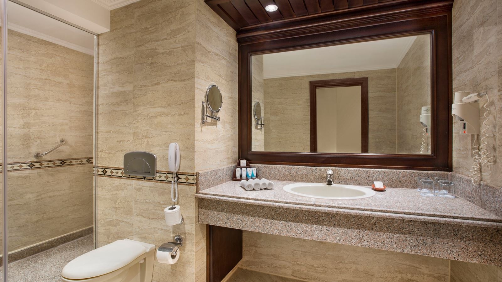 rooms-family-suite