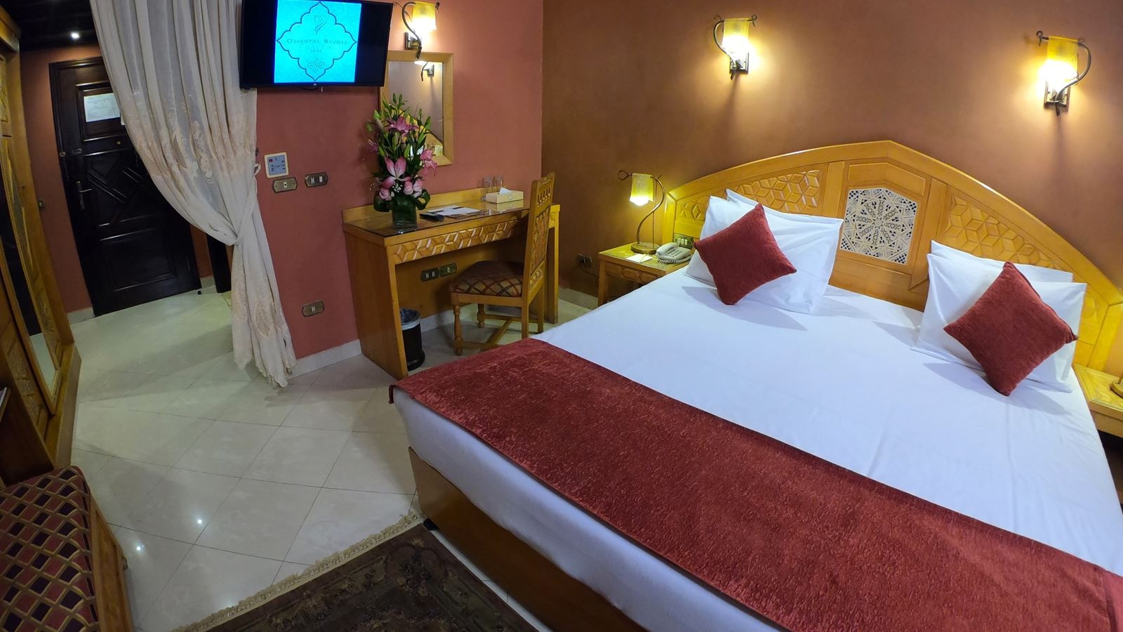 rooms-superior-room
