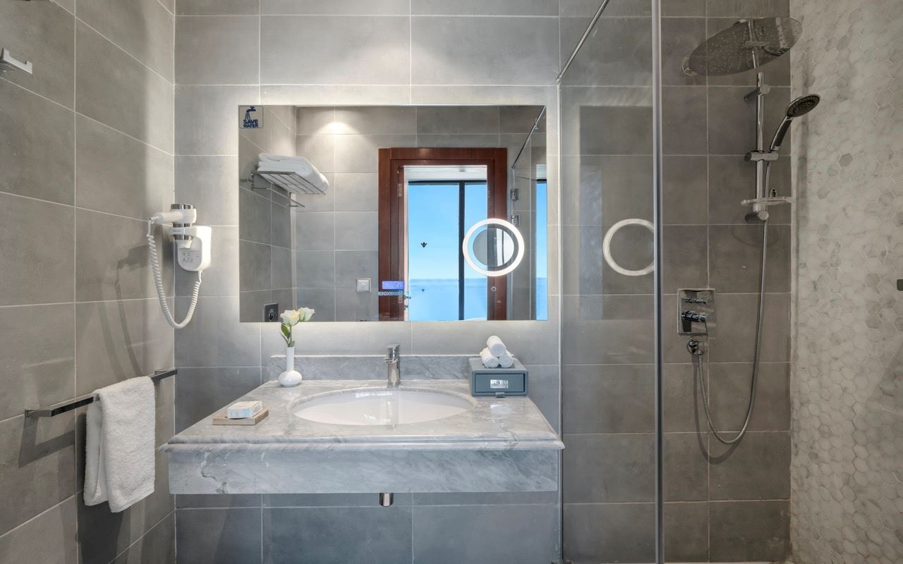 rooms-one-bedroom-suite