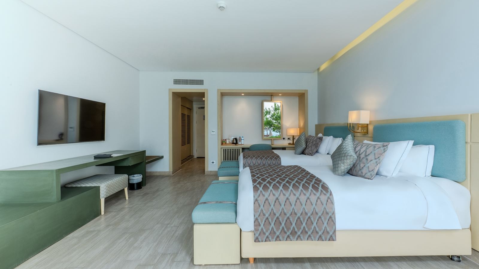 rooms-deluxe-room