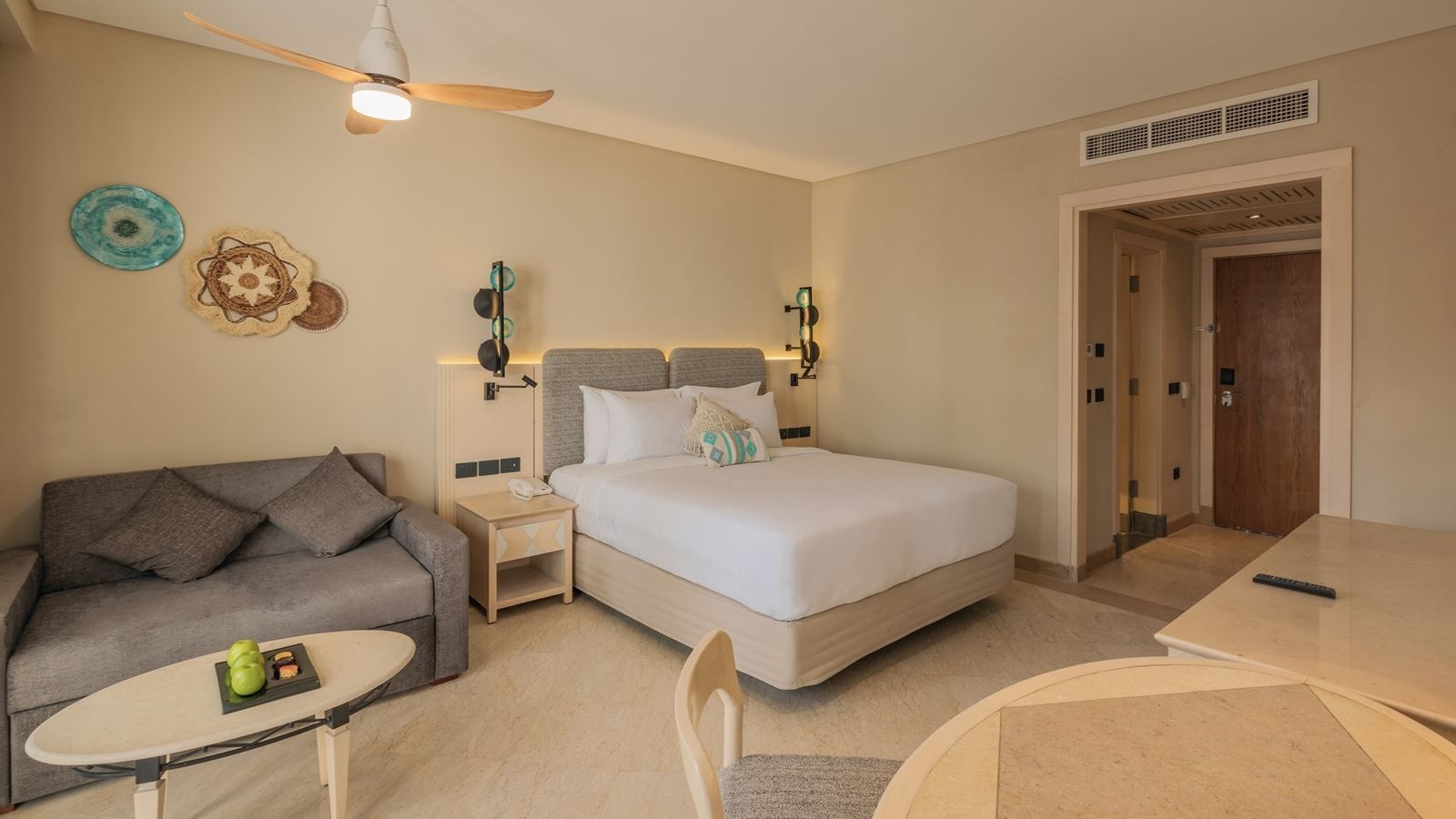 rooms-deluxe-room
