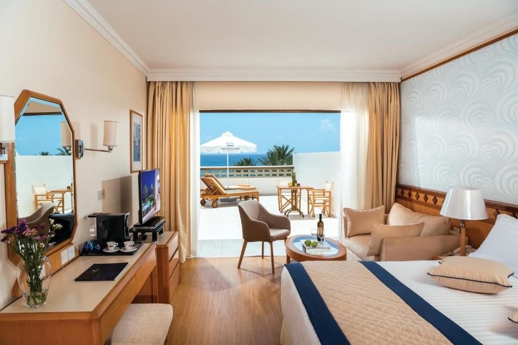 rooms-elite-deluxe-superior-room-seaview-balcony-or-terrace