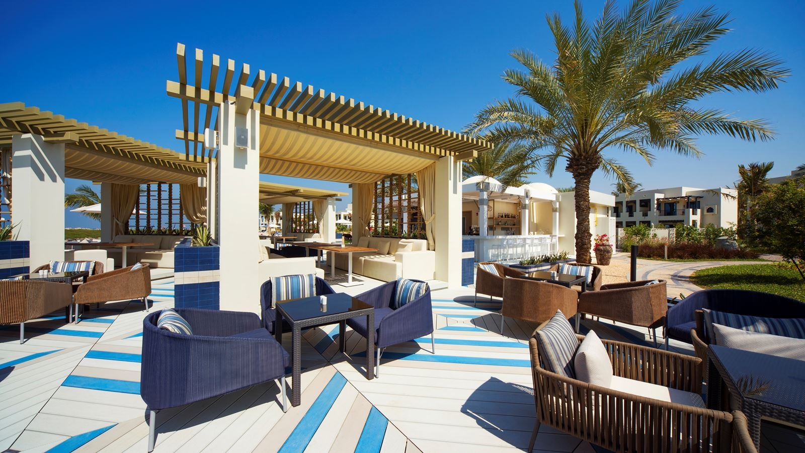 bars-sol-seafood-grill--bar