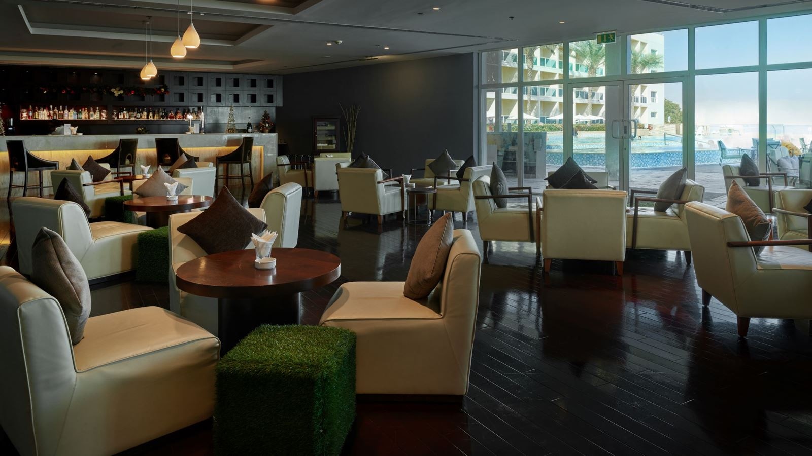 bars-the-lounge