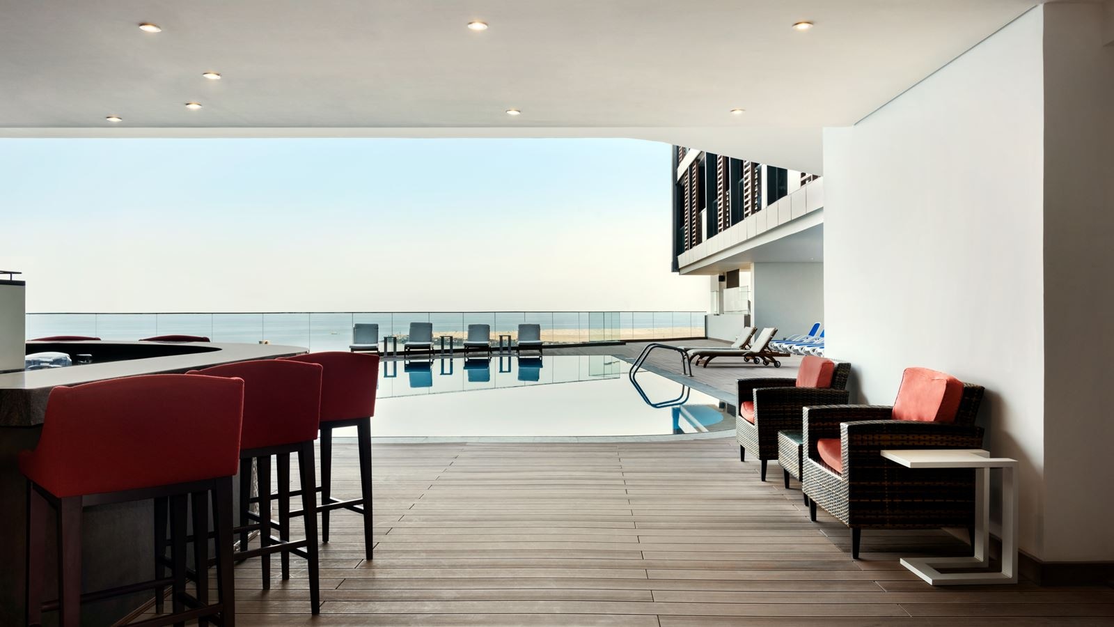 bars-waves-pool-bar