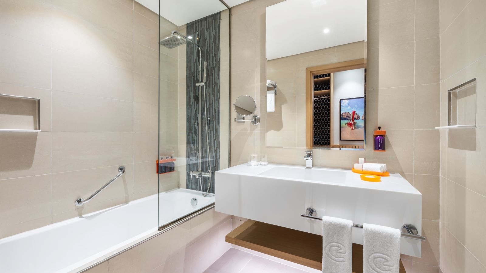 rooms-superior-room-sea-view-king