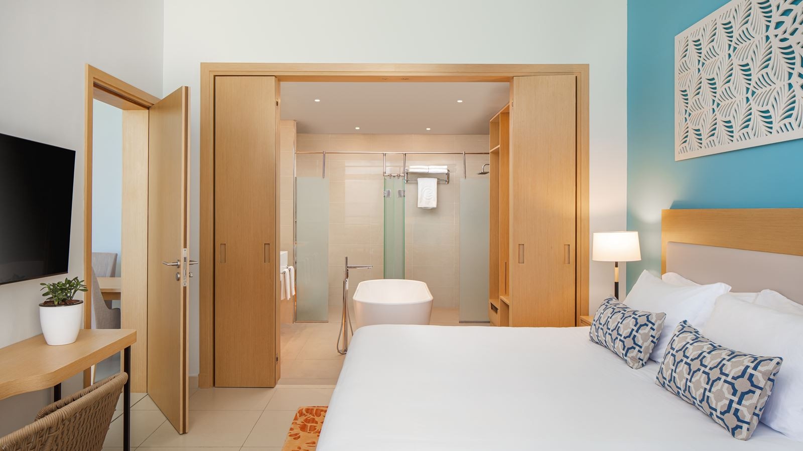 rooms-mirage-two-bedrooms-suite-panoramic-sea-view