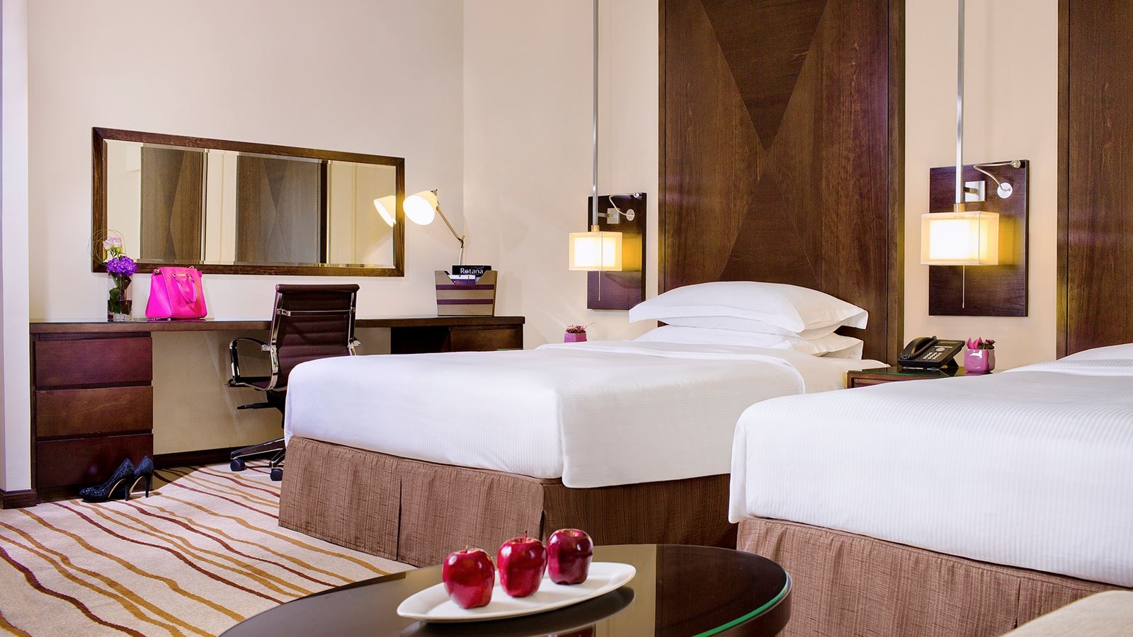 rooms-superior-room