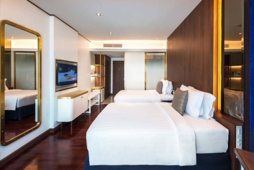 rooms-deluxe-room