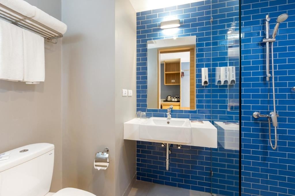 rooms-privilege-corner