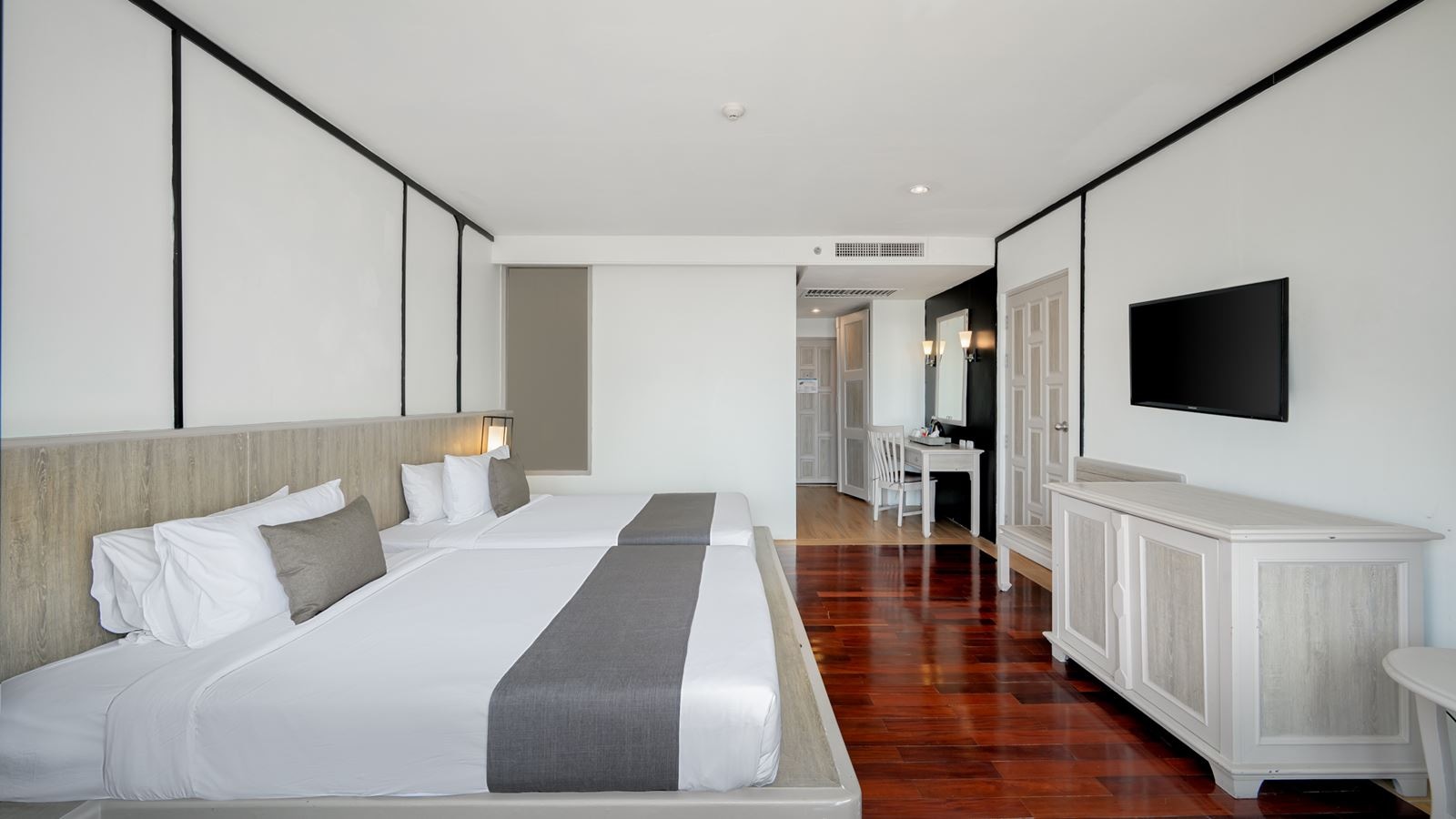 rooms-deluxe-studio