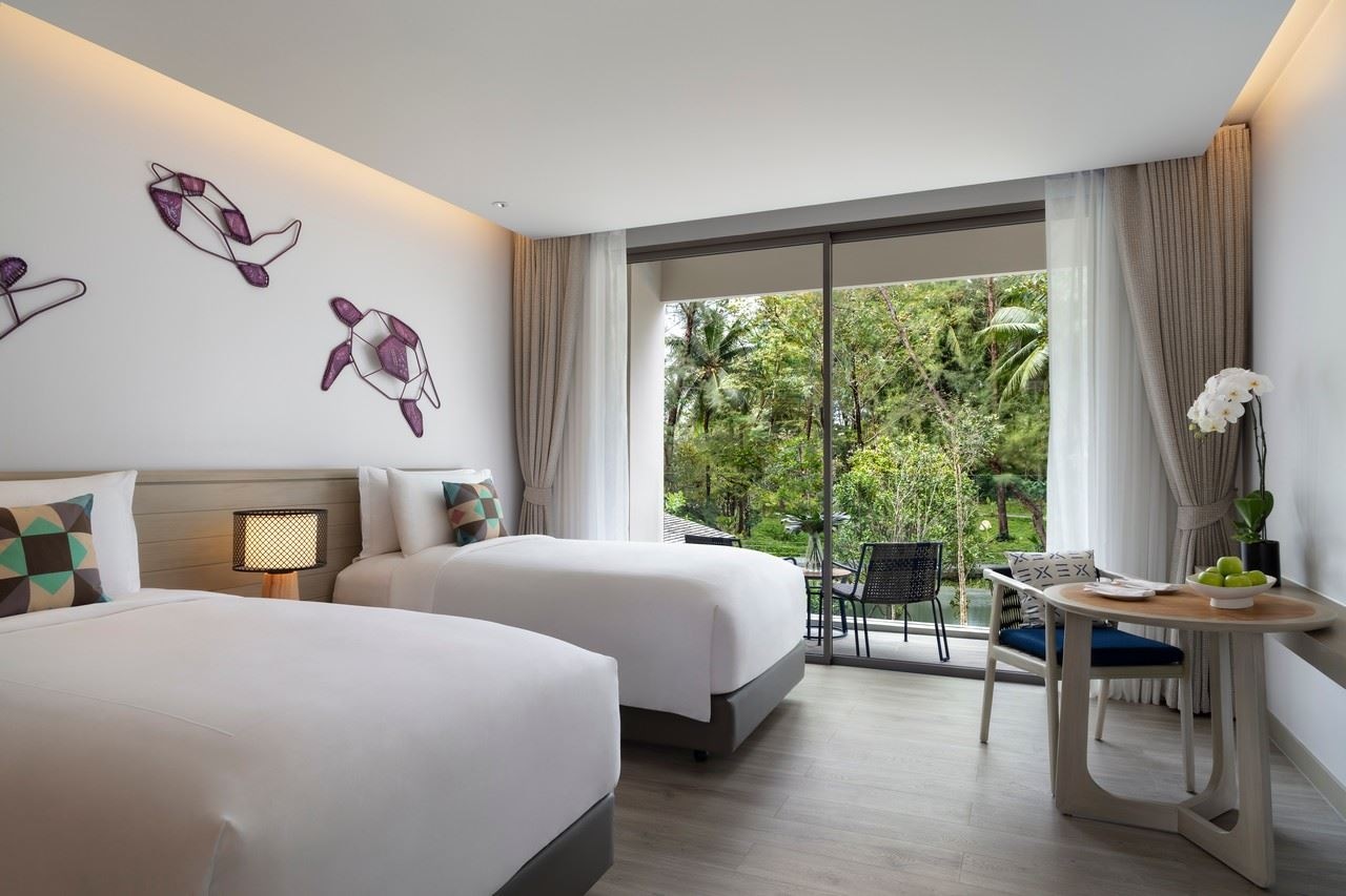 rooms-deluxe-room