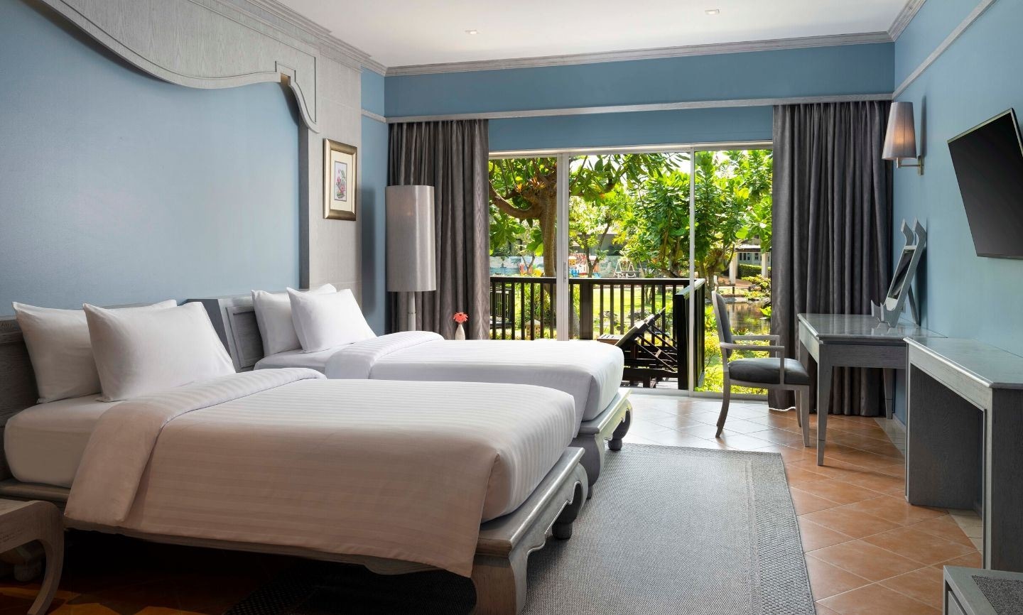 rooms-deluxe-garden-room