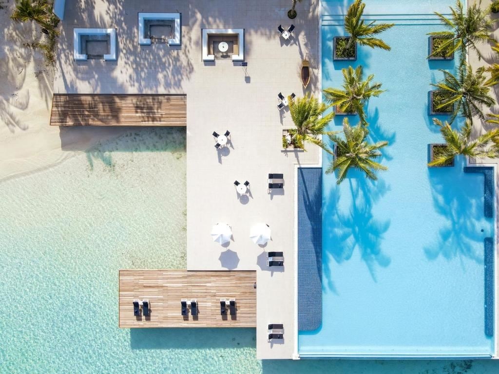 pools-outdoor-pool