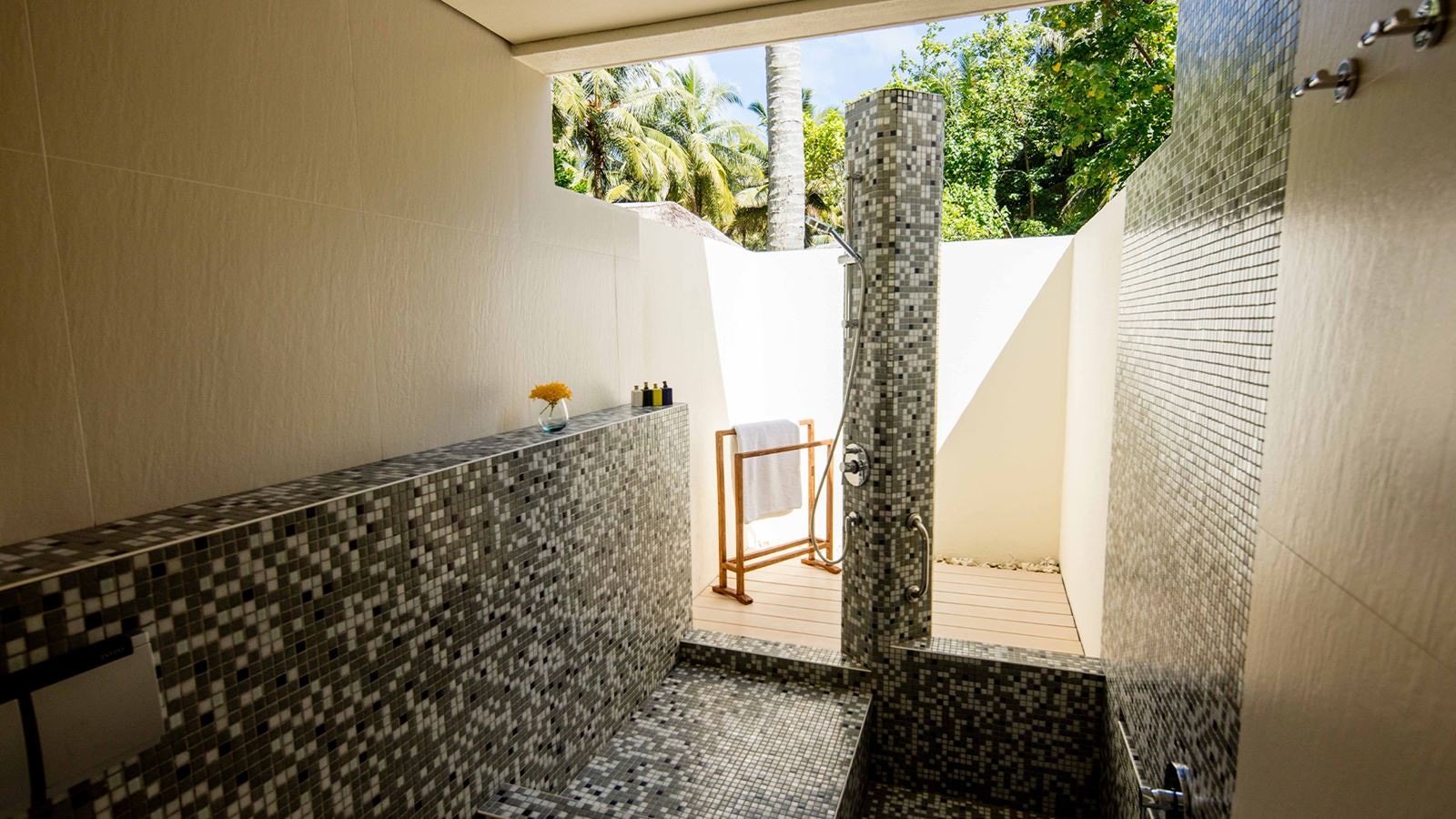 rooms-beach-villa
