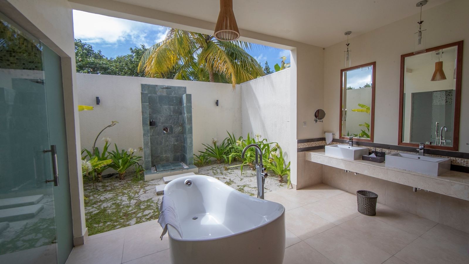 rooms-beach-villa