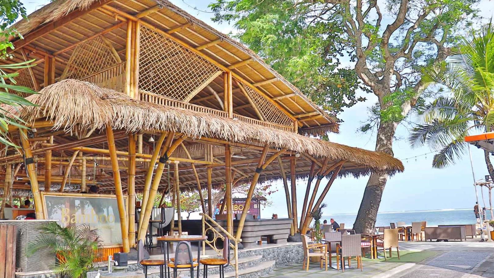 restaurants-bamboo-beach-bar--lounge