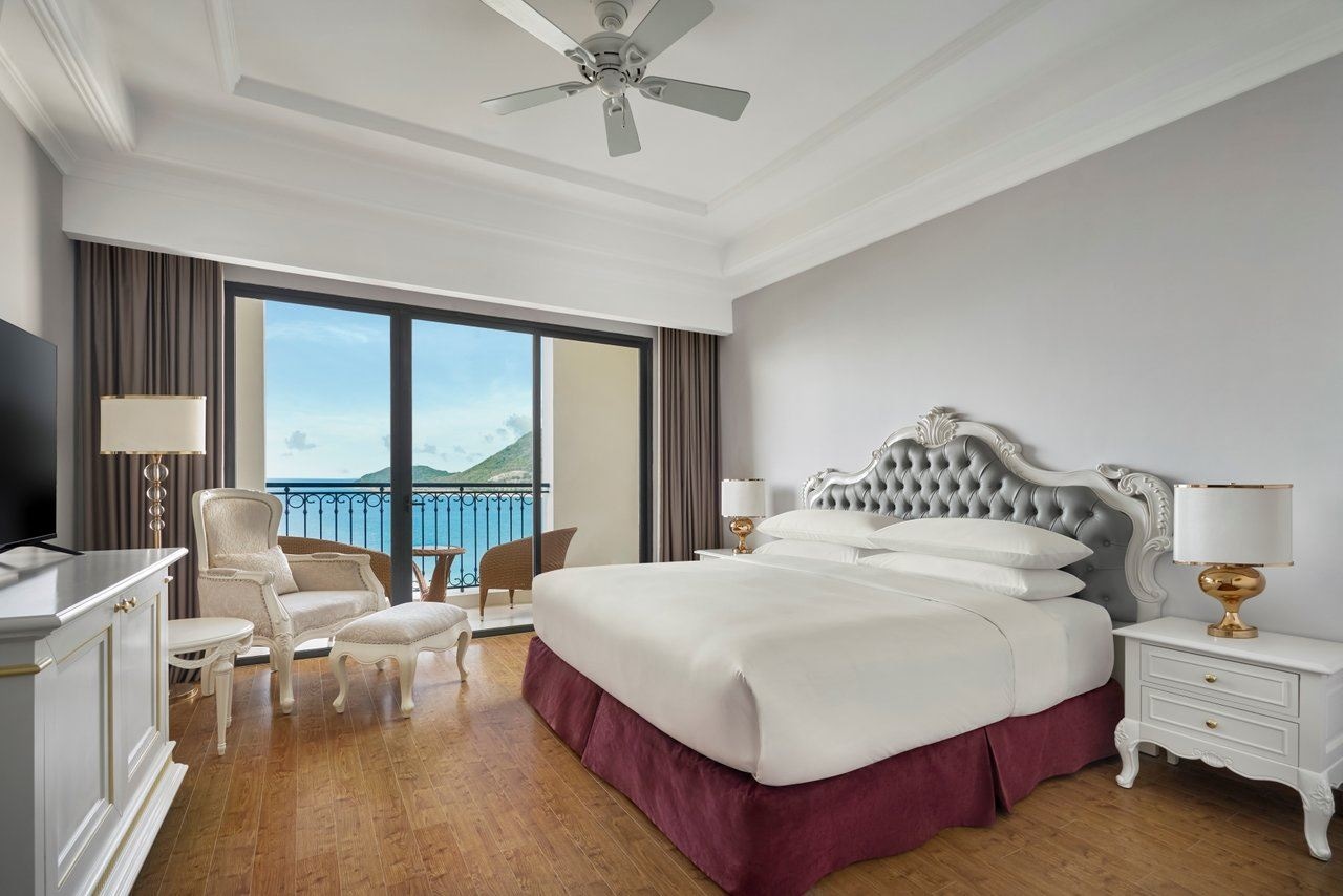 rooms-deluxe-kingtwin-ocean-view-child-without-extra-bed