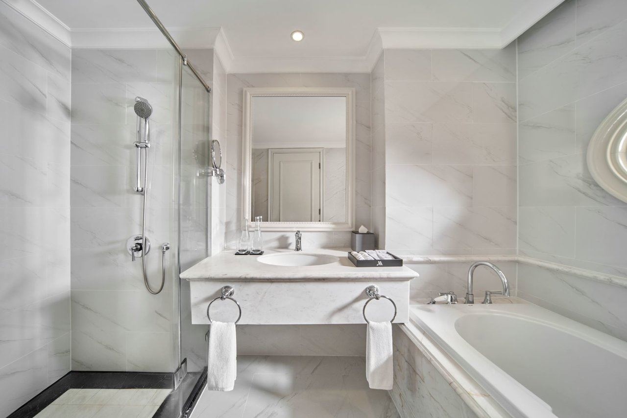 rooms-deluxe-kingtwin-ocean-view-child-without-extra-bed