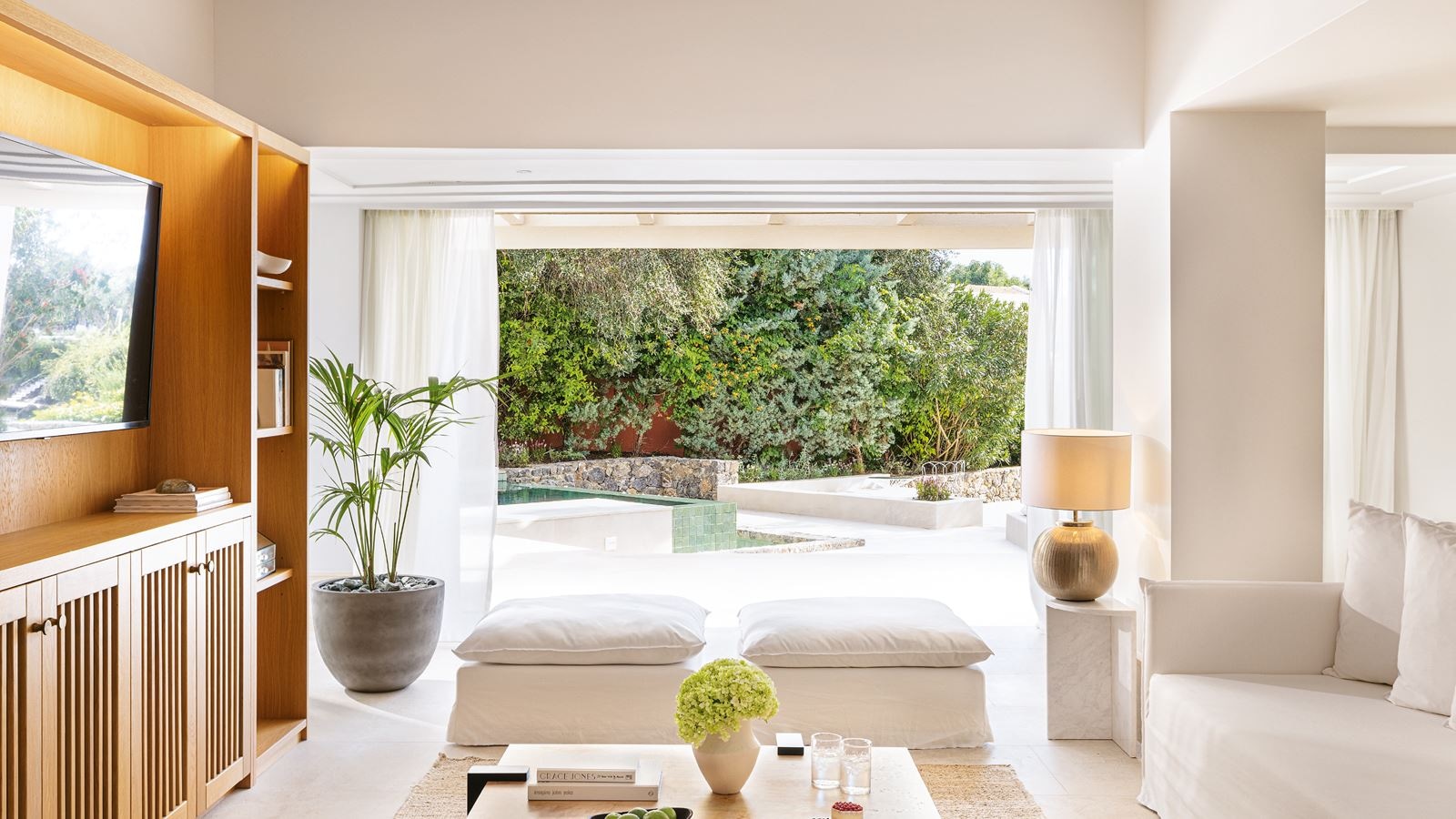 rooms-dream-villa-beachfront-private-pool-3-bedroom