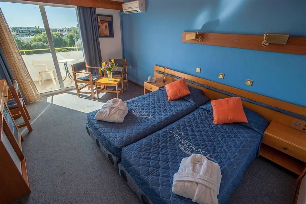 rooms-double-room-mountain-view