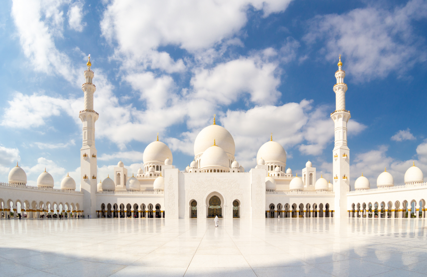 Wielki Meczet Szejka Zayeda w Abu Dhabi, Zjednoczone Emiraty Arabskie