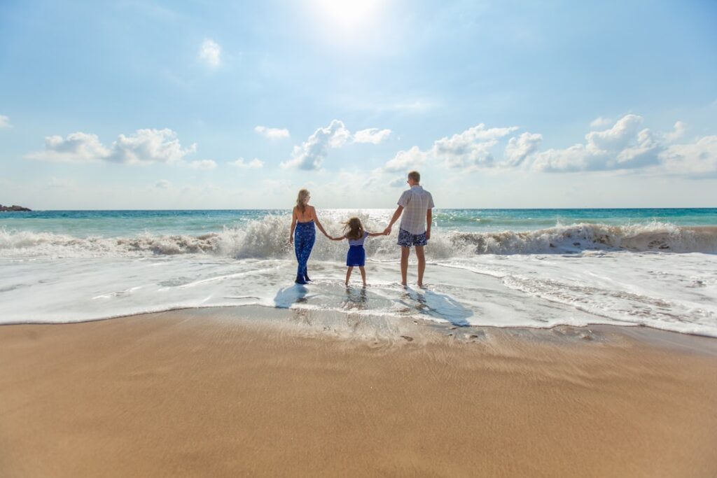 Rodzinne wakacje all inclusive na Fuerteventurze – plażowanie i zabawa w oceanie