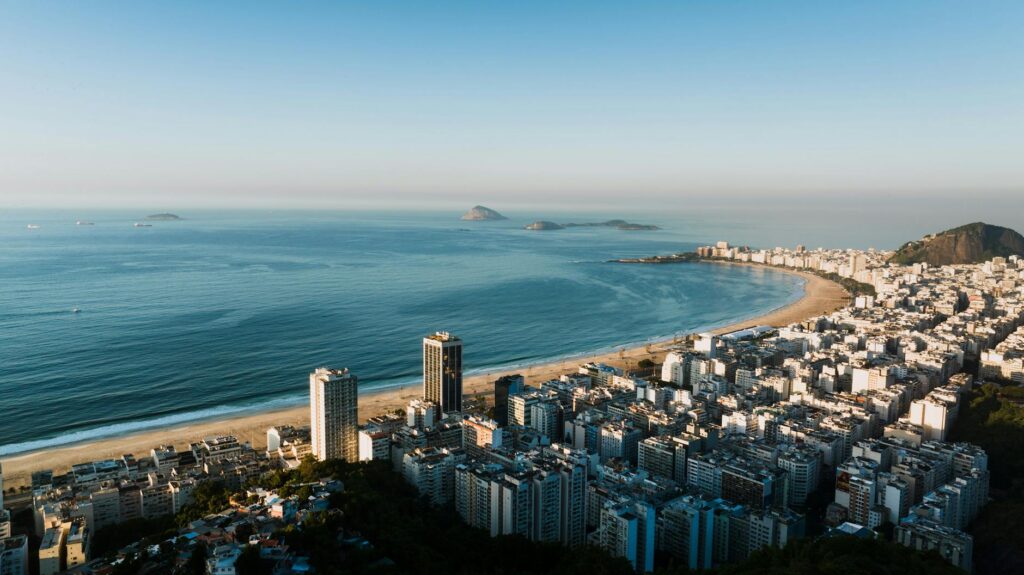 Panorama Rio de Janeiro z plażą Copacabana