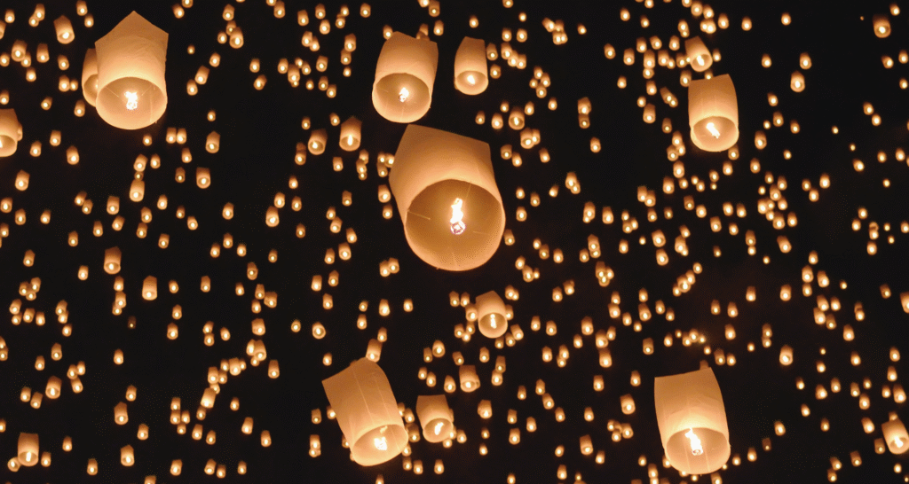 Tajlandia – święto lampionów Loy Krathong i Yi Peng.