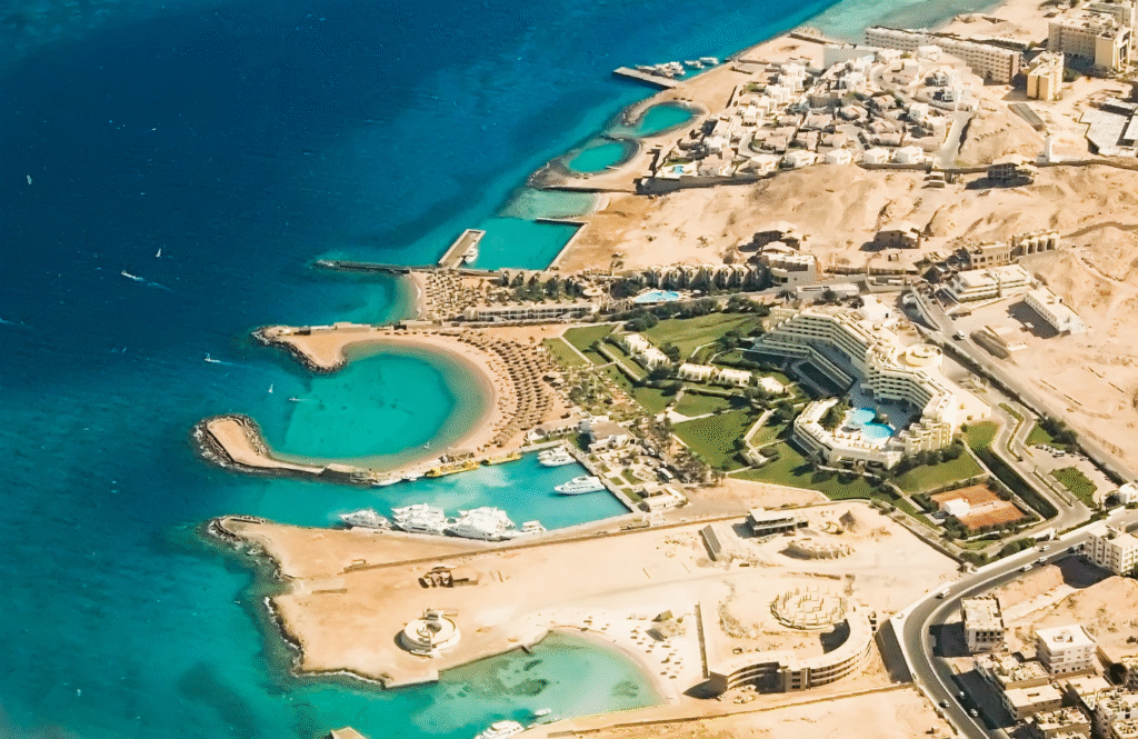 Kurort nad Morzem Czerwonym z aquaparkiem i hotelami – Egipt All Inclusive dla rodzin z dziećmi