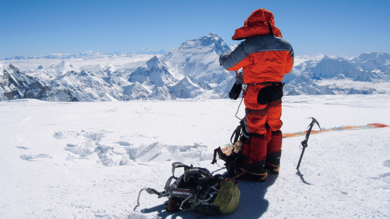 Wspinacz na Mount Everest – Korona Ziemi i najwyższy szczyt świata