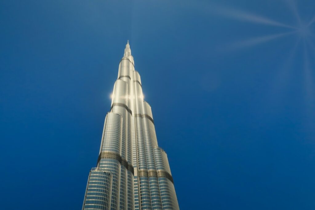 Burj Khalifa – najwyższy wieżowiec świata w centrum Dubaju