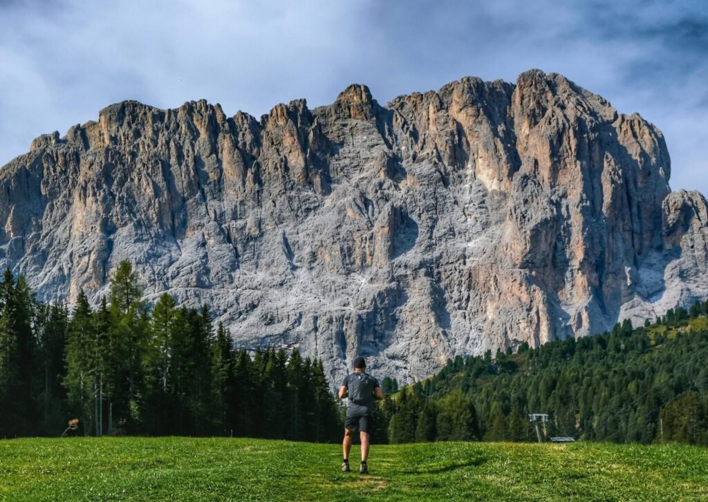 Dolomity i alpejskie krajobrazy północnych Włoch – przykład geografii Włoch